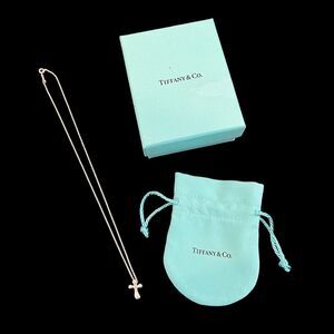 Tiffany & Co. Elsa Peretti Sterling Silver Medium Cross Pendant Necklace 16”